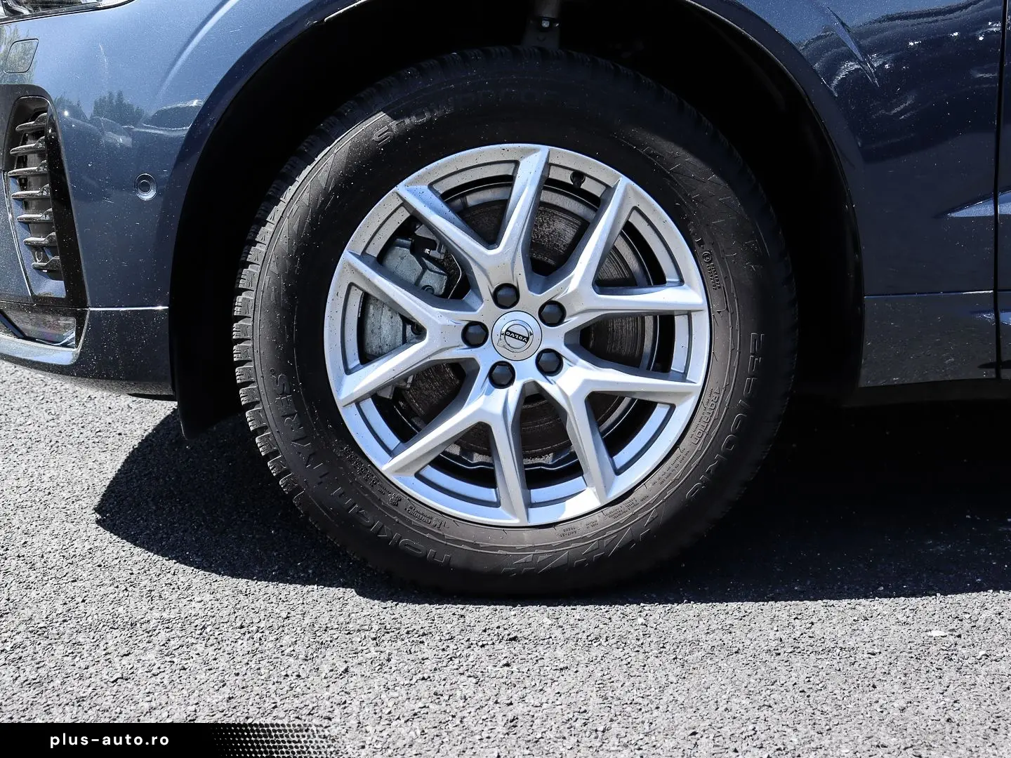 VOLVO XC60 Ultimate Dark AWD B5 Benzin EU6d HUD StandH