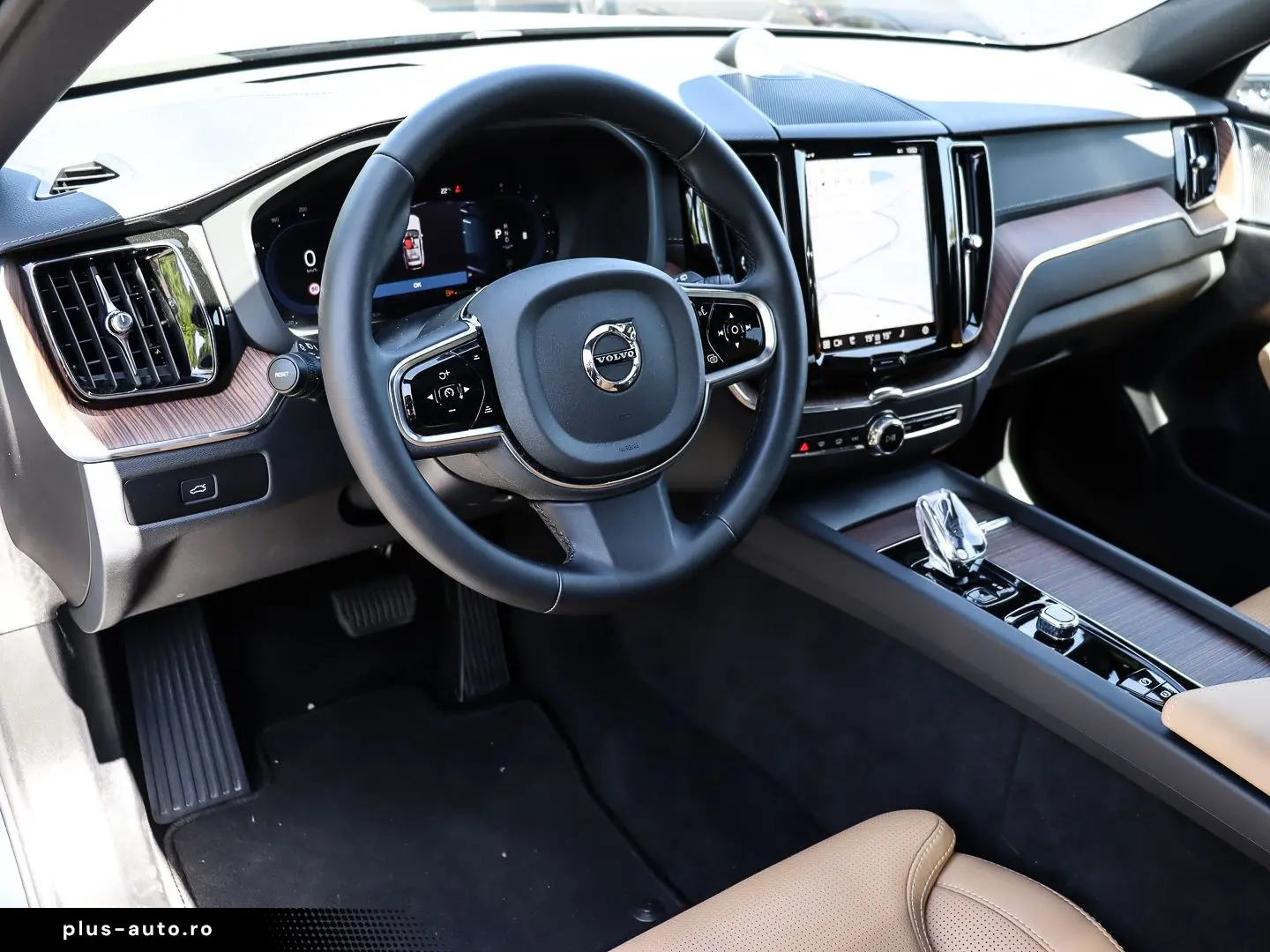 VOLVO XC60 Ultimate Dark AWD B5 Benzin EU6d HUD StandH