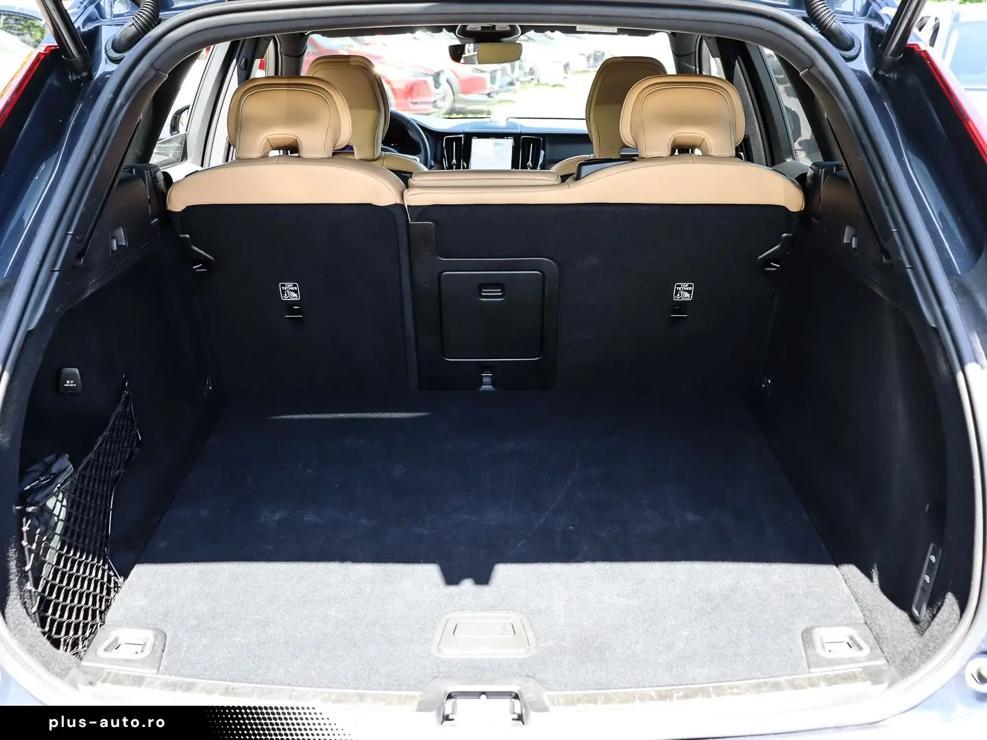 VOLVO XC60 Ultimate Dark AWD B5 Benzin EU6d HUD StandH