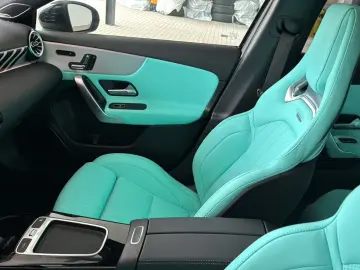 MERCEDES-BENZ A 45  S AMG 4MATIC  Panorama volllllll