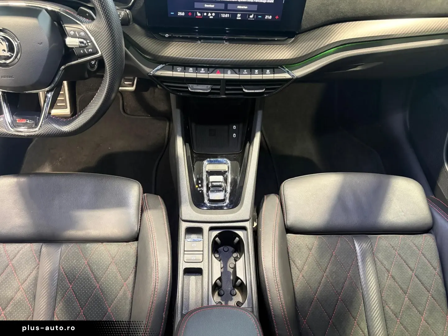 SKODA Octavia Combi 2.0 TDI   RS DSG ACC LED