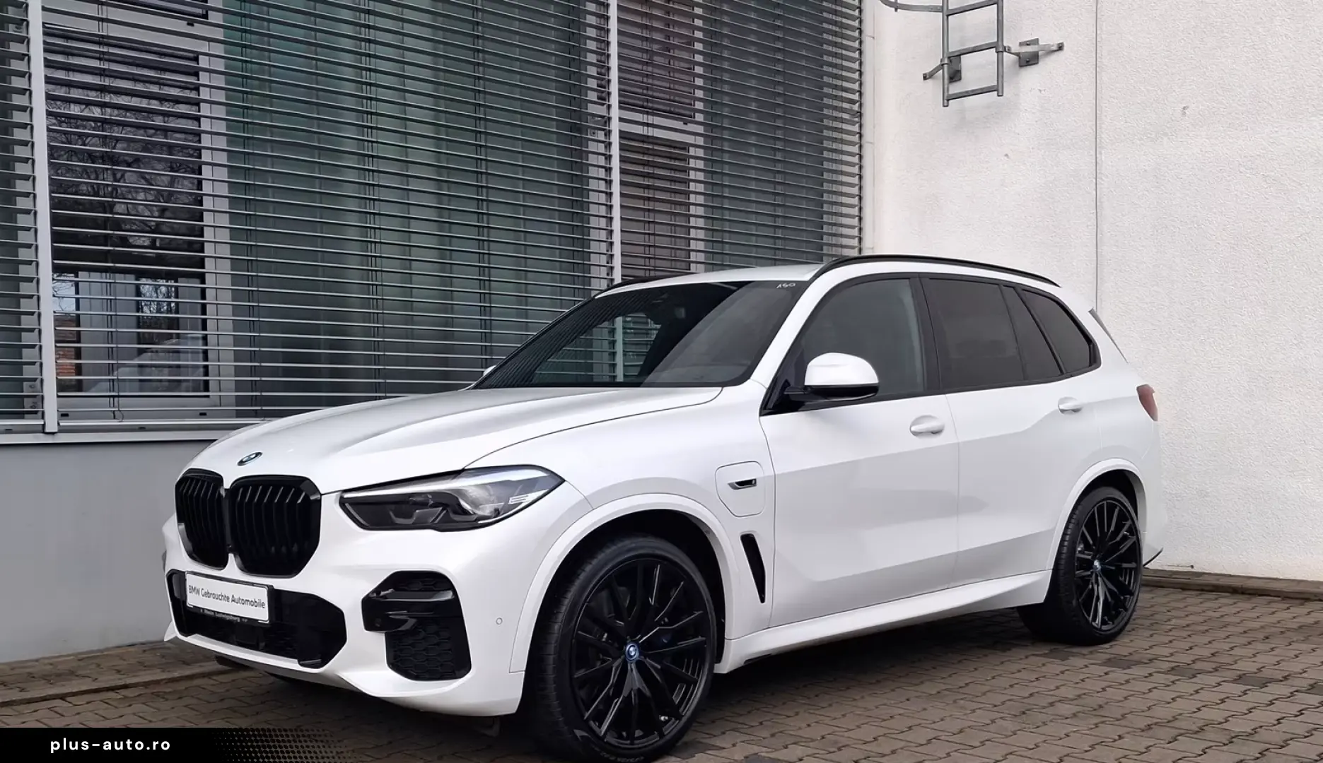 BMW X5 xDr45e iPerf M Sportpaket LED Navi