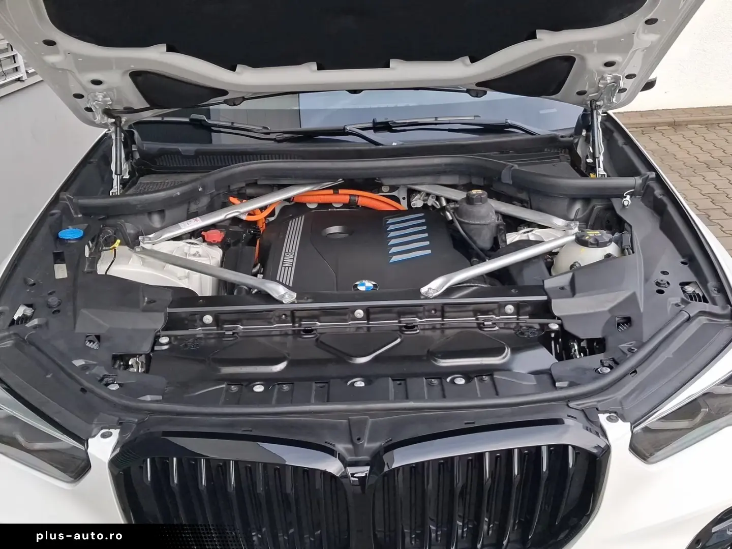 BMW X5 xDr45e iPerf M Sportpaket LED Navi