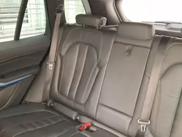 BMW X5 xDr45e iPerf M Sportpaket LED Navi