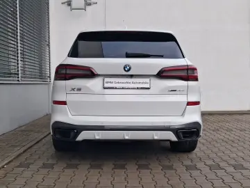 BMW X5 xDr45e iPerf M Sportpaket LED Navi