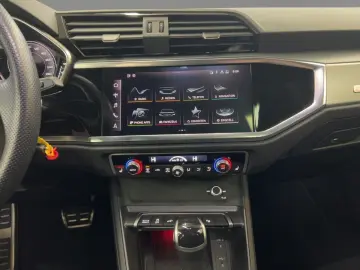 AUDI Q3 Sportback 45 TFSI e S line S tronic Pano AHK