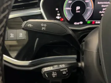 AUDI Q3 Sportback 45 TFSI e S line S tronic Pano AHK