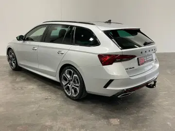 SKODA Octavia Combi RS Matrix Pano. Keyless AHK Kamera
