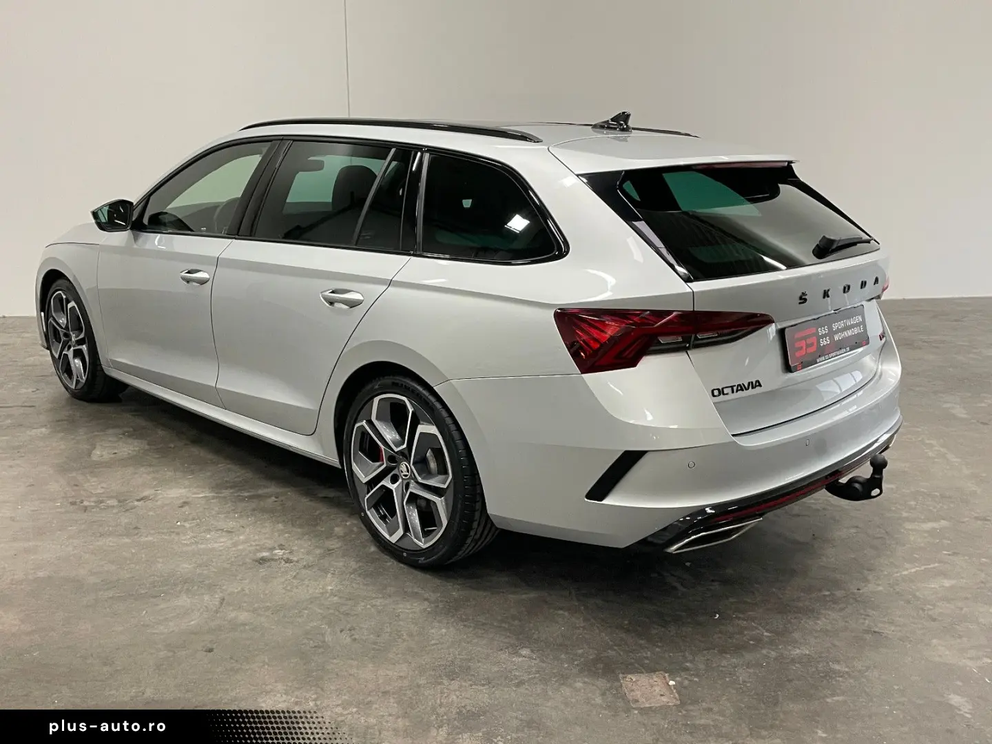 SKODA Octavia Combi RS Matrix Pano. Keyless AHK Kamera