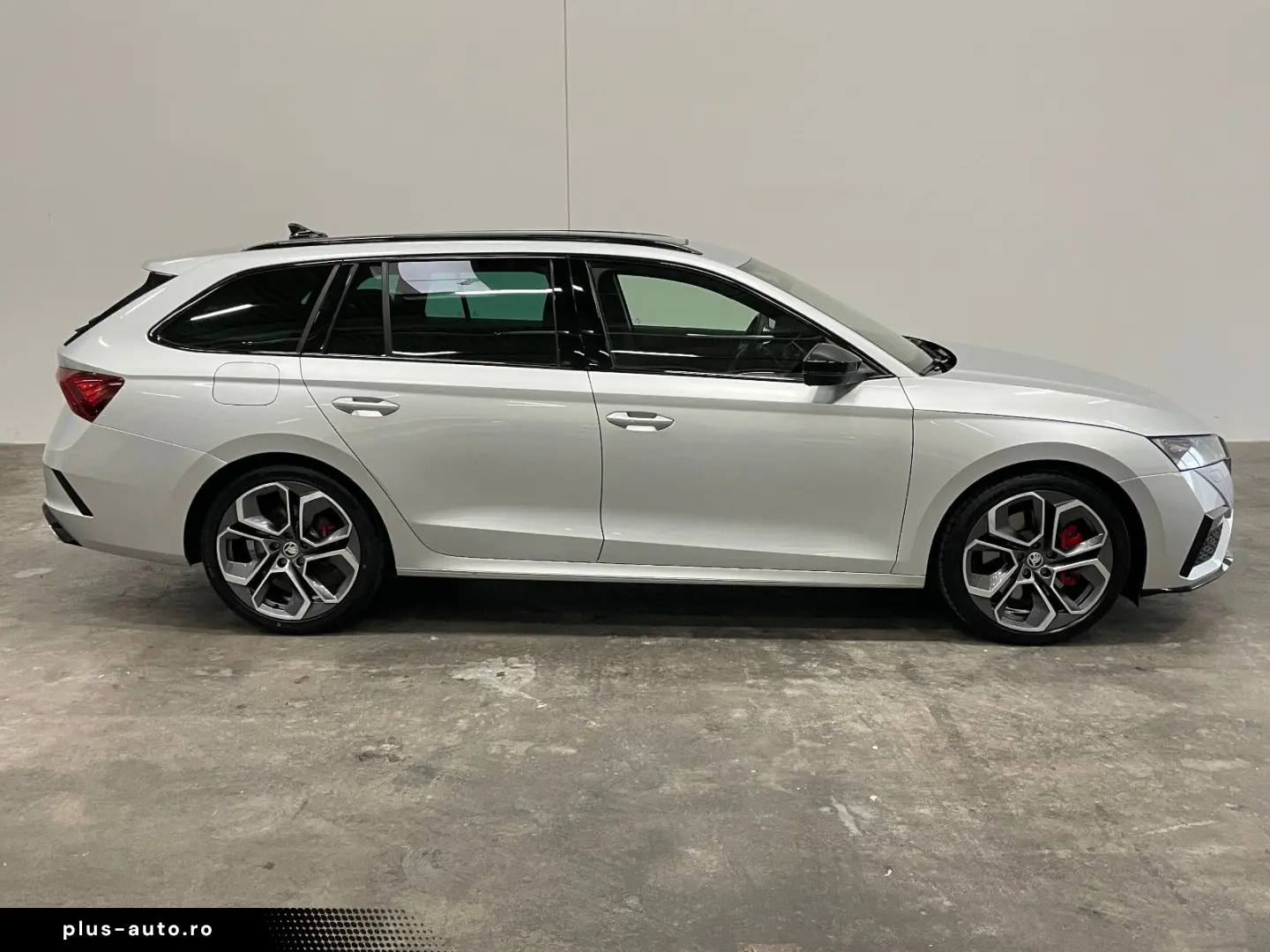 SKODA Octavia Combi RS Matrix Pano. Keyless AHK Kamera