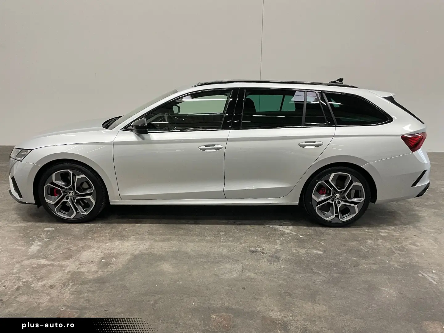 SKODA Octavia Combi RS Matrix Pano. Keyless AHK Kamera