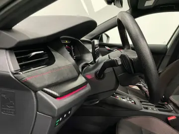 SKODA Octavia Combi RS Matrix Pano. Keyless AHK Kamera