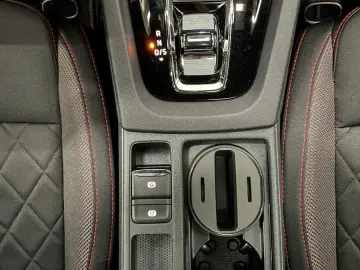 SKODA Octavia Combi RS Matrix Pano. Keyless AHK Kamera