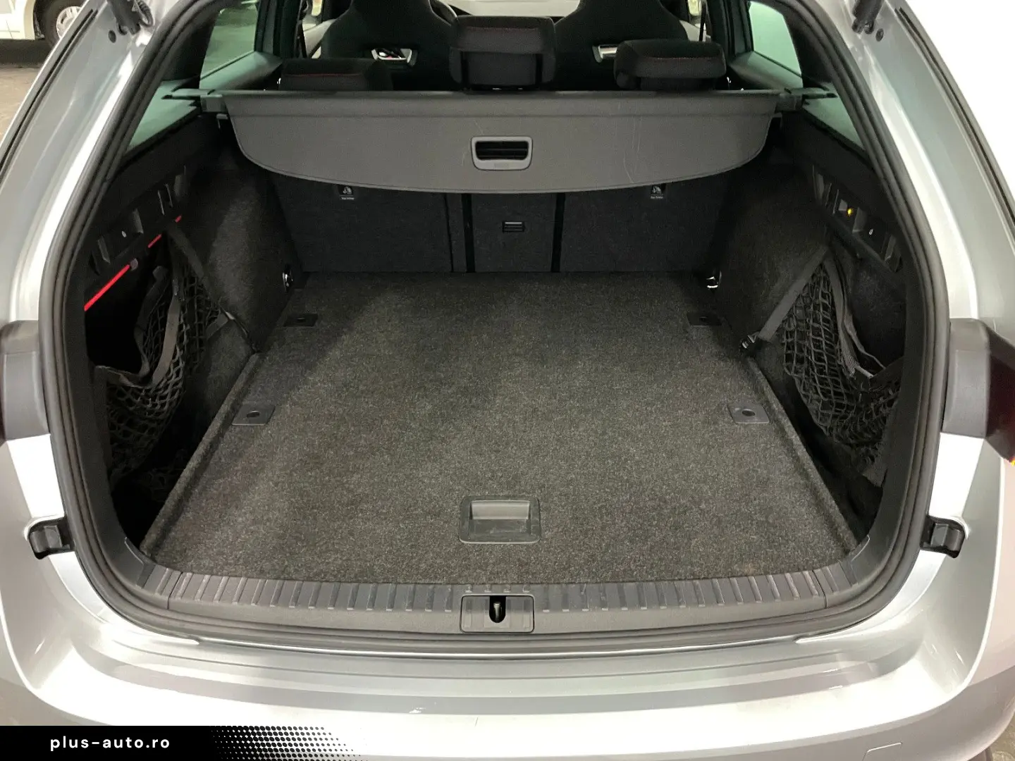 SKODA Octavia Combi RS Matrix Pano. Keyless AHK Kamera