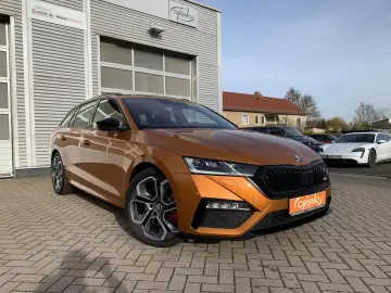 SKODA Octavia 2.0TSI DSG RS el.Klappe ACC Winterpaket