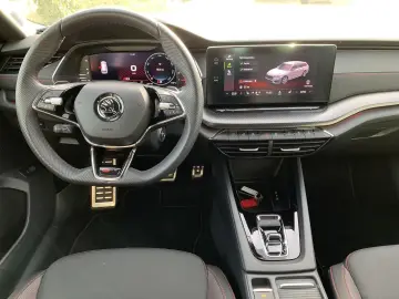 SKODA Octavia 2.0TSI DSG RS el.Klappe ACC Winterpaket