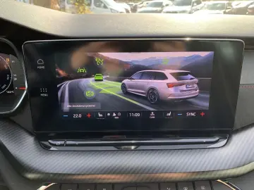 SKODA Octavia 2.0TSI DSG RS el.Klappe ACC Winterpaket