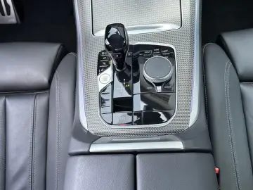 BMW X5 xDrive30d M-Sport NAV LED AHK