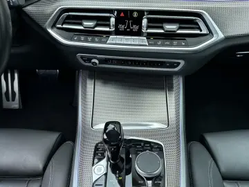 BMW X5 xDrive30d M-Sport NAV LED AHK