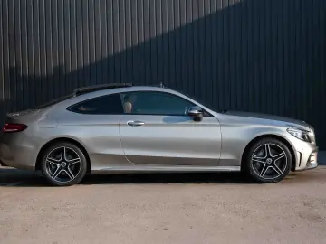 Mercedes-Benz C 400 4Matic 9G-TRONIC AMG Line