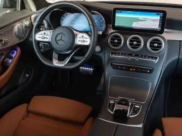 Mercedes-Benz C 400 4Matic 9G-TRONIC AMG Line