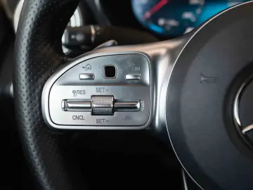 Mercedes-Benz C 400 4Matic 9G-TRONIC AMG Line