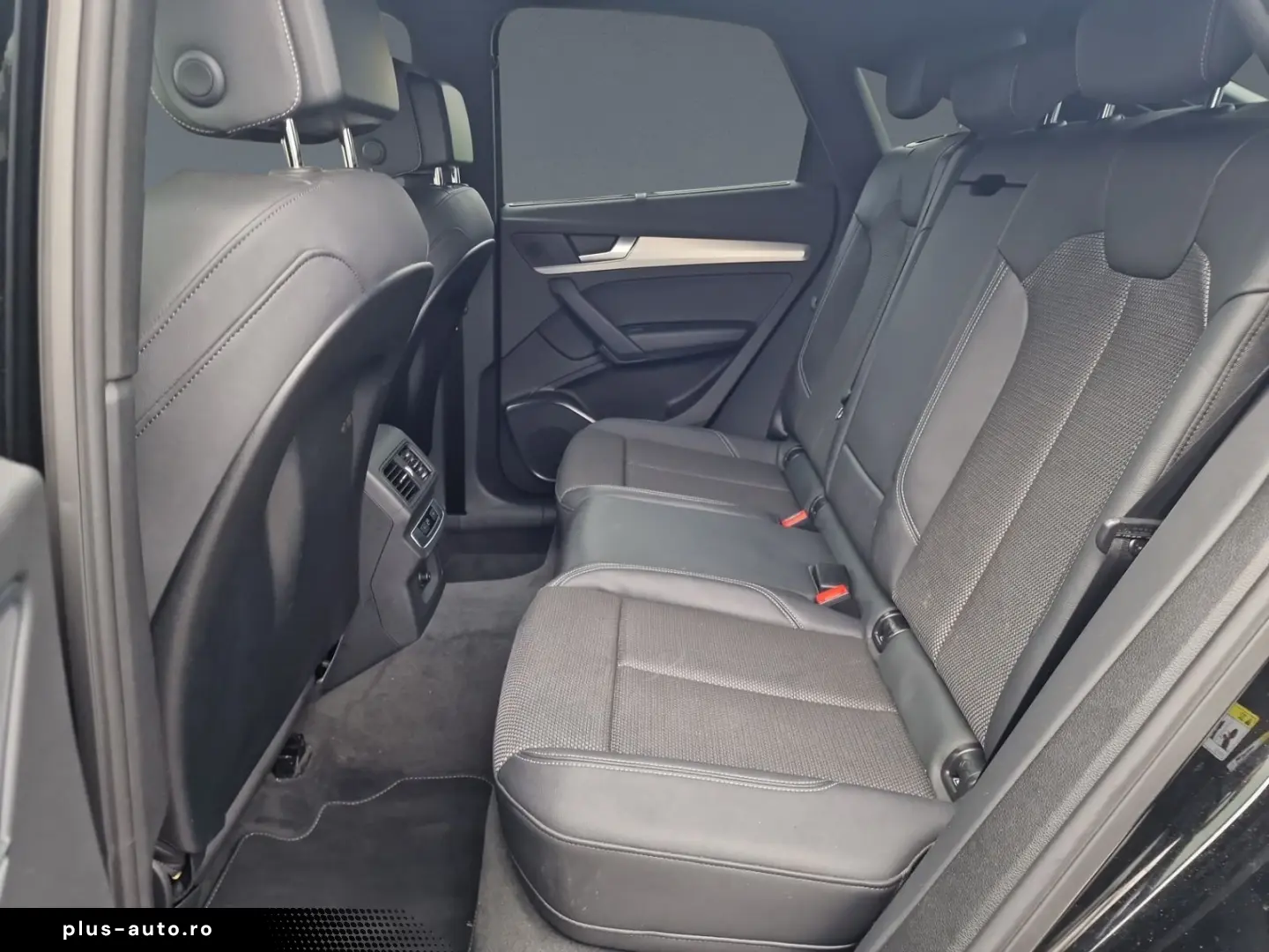 AUDI Q5 Sportback 40 TDI qu S line NAVI AHK 20  Kam.