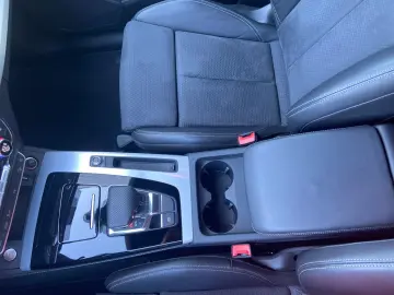 AUDI Q5 Sportback 40 TDI qu. S line  Matrix Business