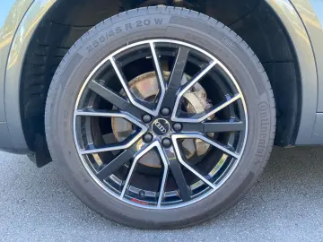 AUDI Q5 Sportback 40 TDI qu. S line  Matrix Business