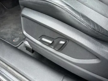 AUDI Q5 S line 40 TDI qu AHK Matrix Nav ACC Assist 20