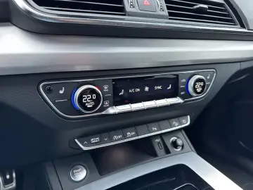 AUDI Q5 S line 40 TDI qu AHK Matrix Nav ACC Assist 20