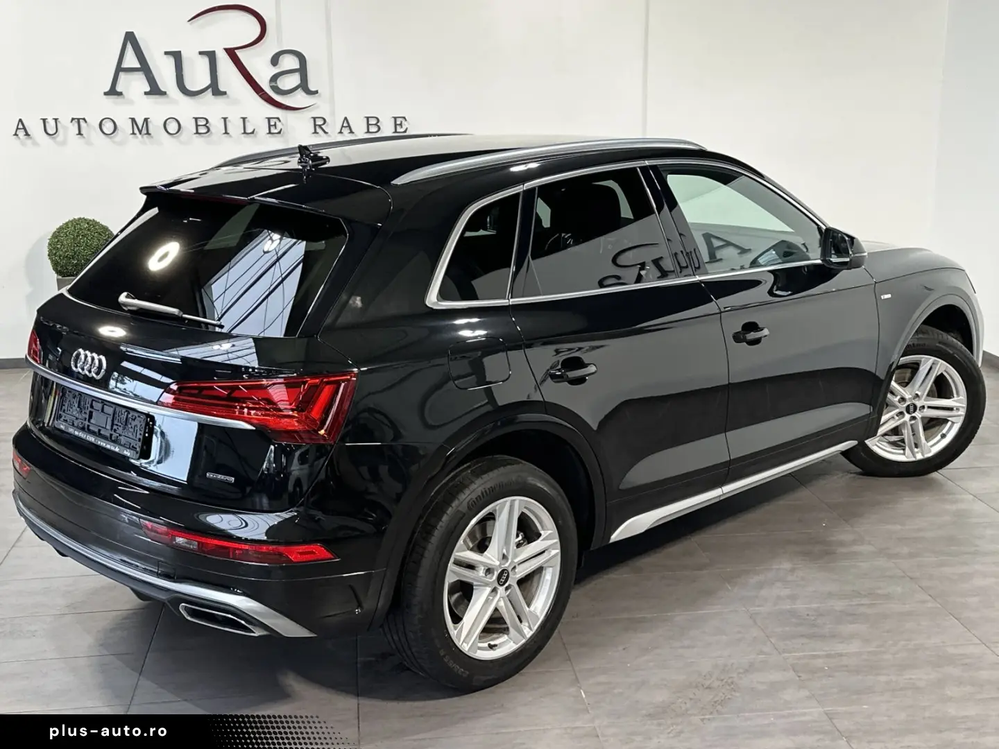 AUDI Q5 40 TDI Qu S-Line NAV LED AHK VCOCK KAM
