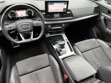 AUDI Q5 40 TDI Qu S-Line NAV LED AHK VCOCK KAM