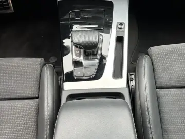 AUDI Q5 40 TDI Qu S-Line NAV LED AHK VCOCK KAM