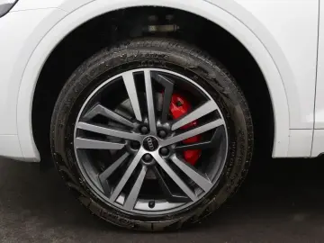 AUDI Q5 S-Line 50TDI quattro   Navi  Matrix  AHK  RFK
