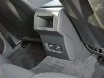 AUDI Q5 40 TDI quattro S line Matrix AHK Navi Virtual