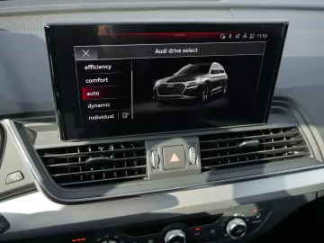 AUDI Q5 40 TDI quattro S line Matrix AHK Navi Virtual