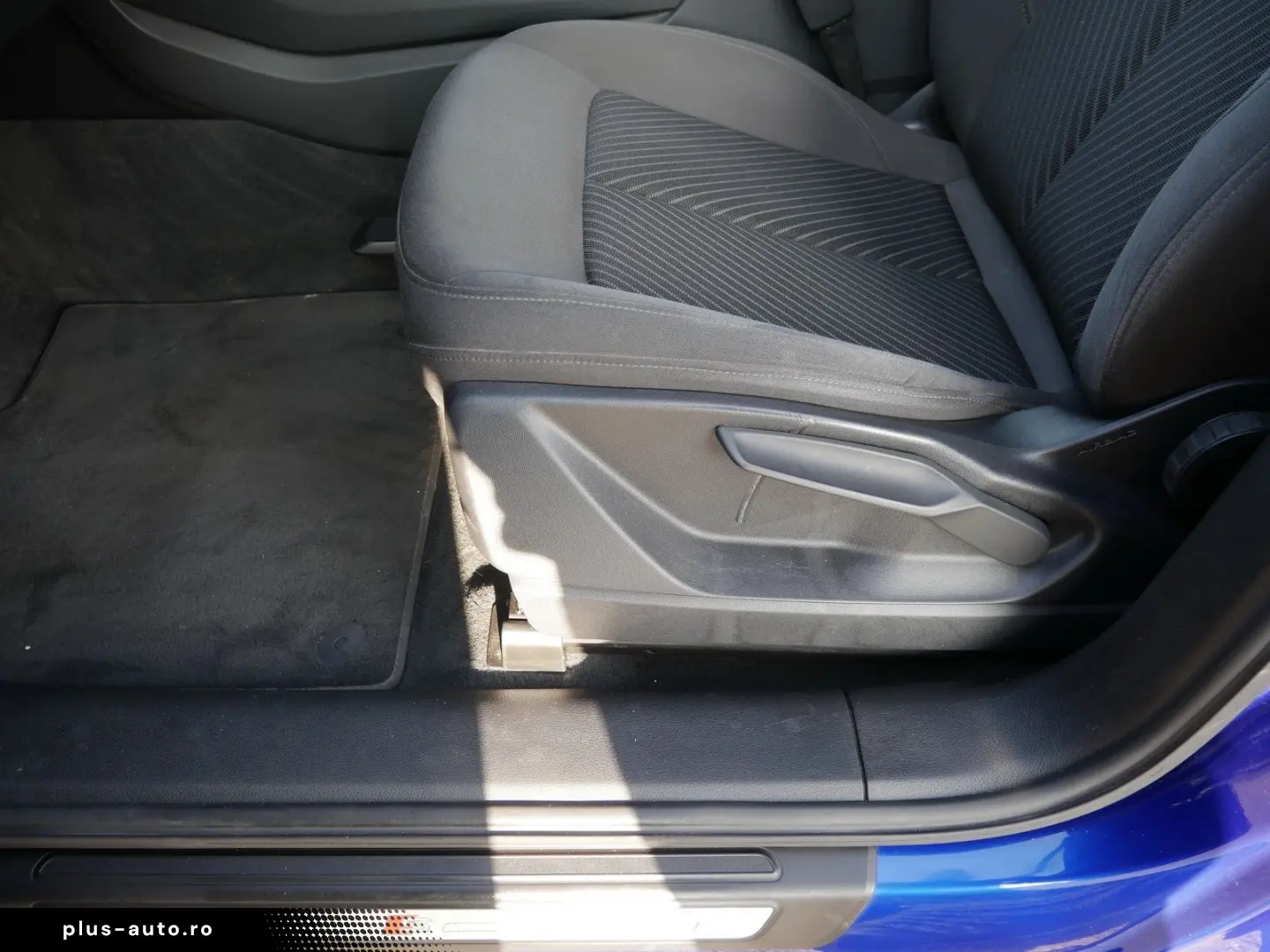 AUDI Q5 40 TDI quattro S line Matrix AHK Navi Virtual