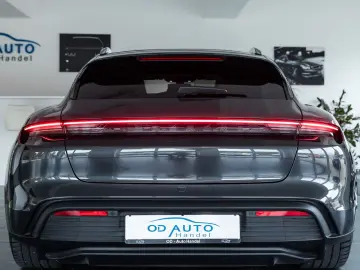 PORSCHE Taycan 4S ST Luft Pano Chrono BOSE 22KW