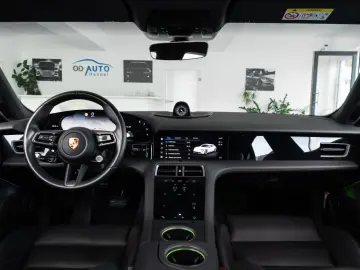 PORSCHE Taycan 4S ST Luft Pano Chrono BOSE 22KW