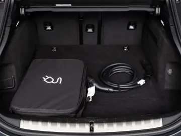 PORSCHE Taycan 4S ST Luft Pano Chrono BOSE 22KW