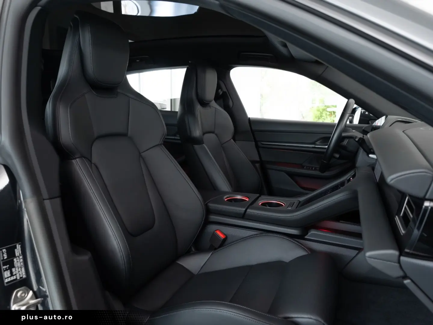 PORSCHE Taycan 4S ST Luft Pano Chrono BOSE 22KW