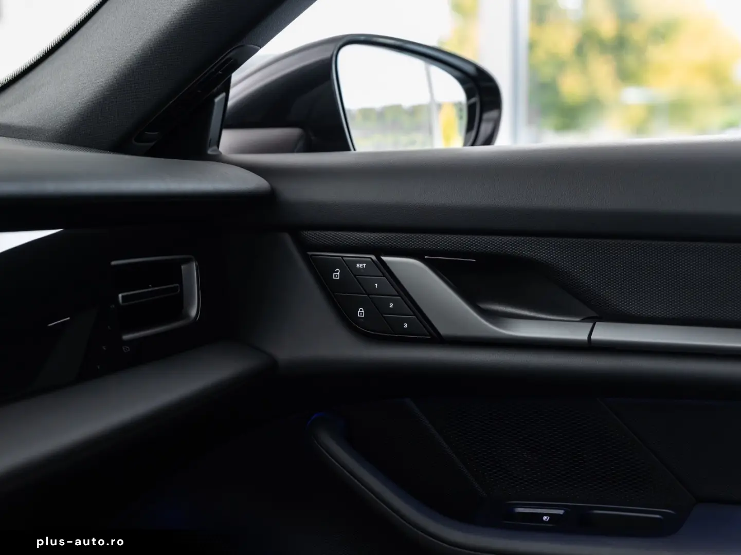 PORSCHE Taycan 4S ST Luft Pano Chrono BOSE 22KW