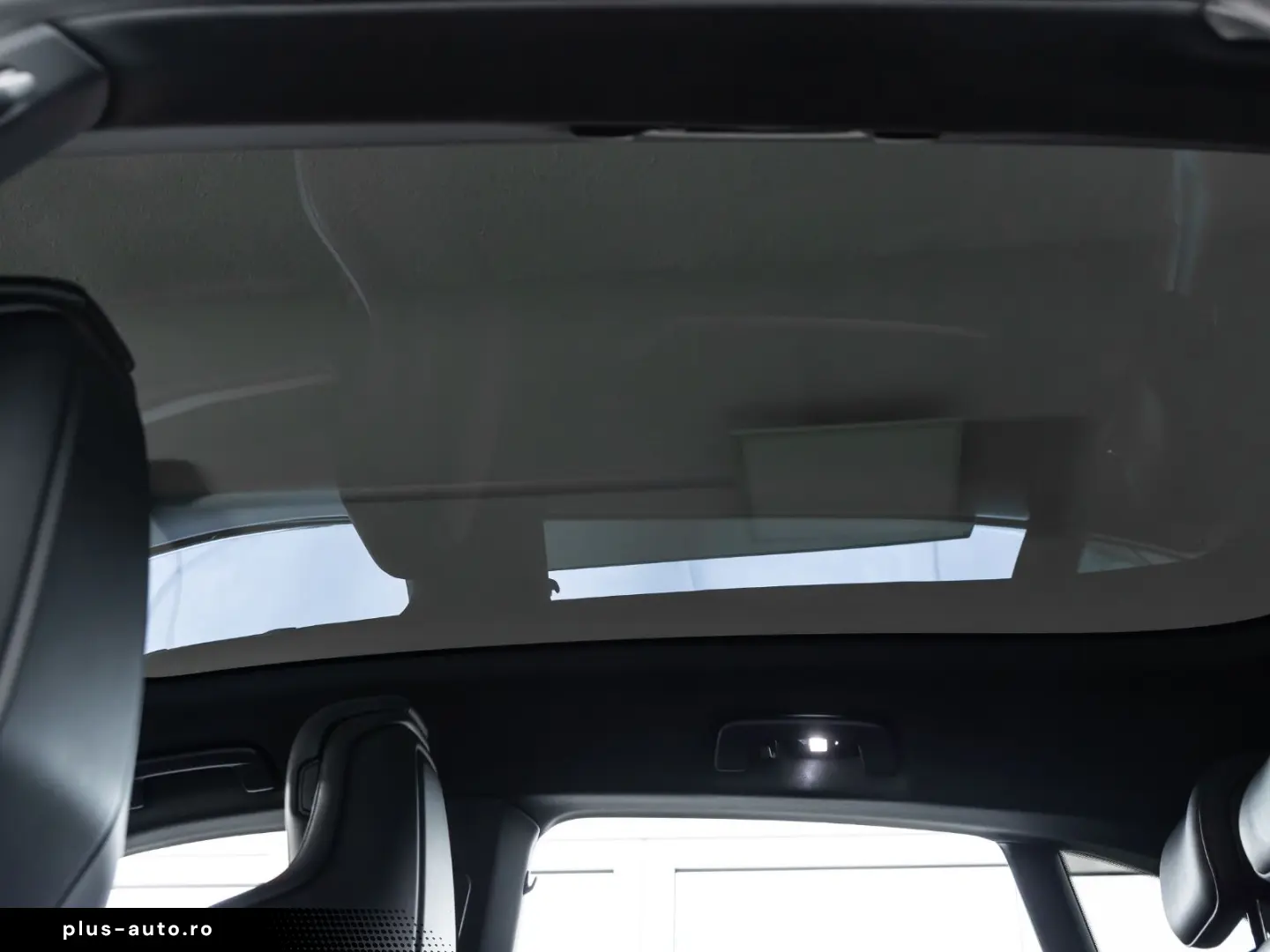 PORSCHE Taycan 4S ST Luft Pano Chrono BOSE 22KW