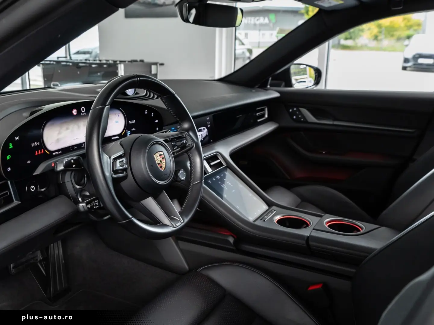 PORSCHE Taycan 4S ST Luft Pano Chrono BOSE 22KW