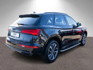 AUDI Q5 S line 40TDI quattr Stron 360  PANO Stdhz AHK