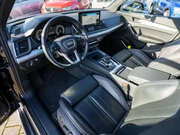 AUDI Q5 S line 40TDI quattr Stron 360  PANO Stdhz AHK