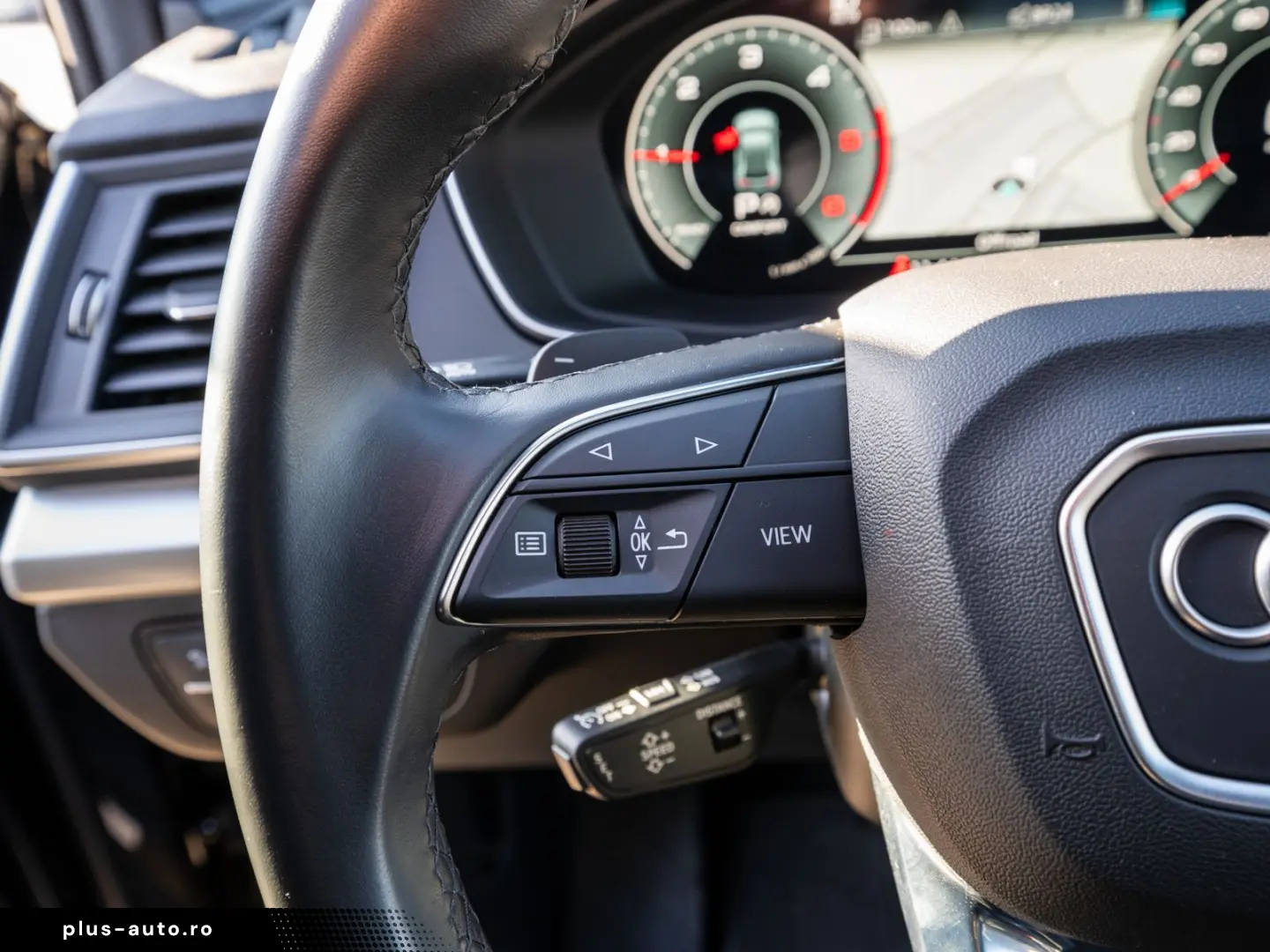 AUDI Q5 S line 40TDI quattr Stron 360  PANO Stdhz AHK