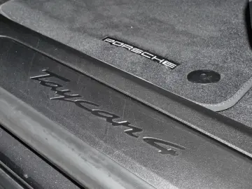 PORSCHE Taycan 4 Cross Turismo