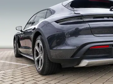 PORSCHE Taycan 4 Cross Turismo